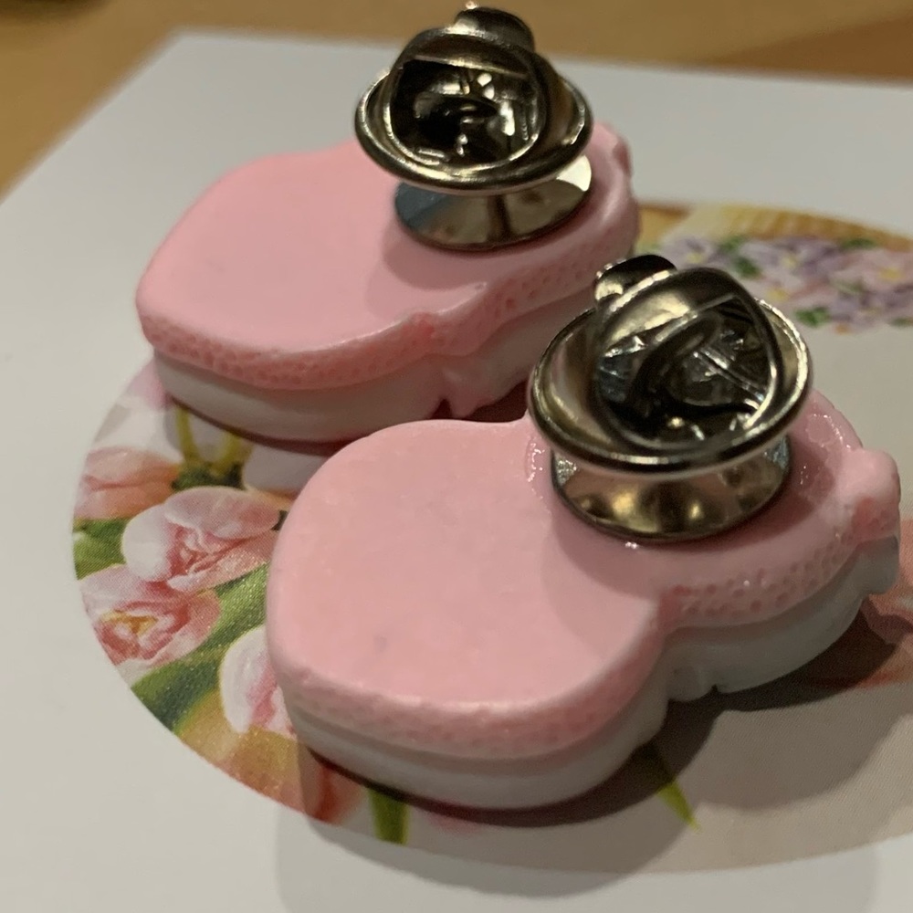 Sanrio Little Twin Stars Kiki & Lala Set of 2 Shaker Charm Pins - Picture 8 of 9